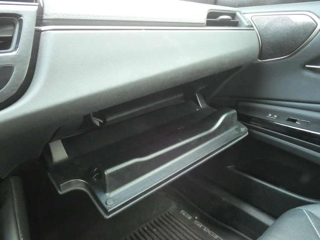 Used 2025 Beige Lexus 350 Luxury image 31