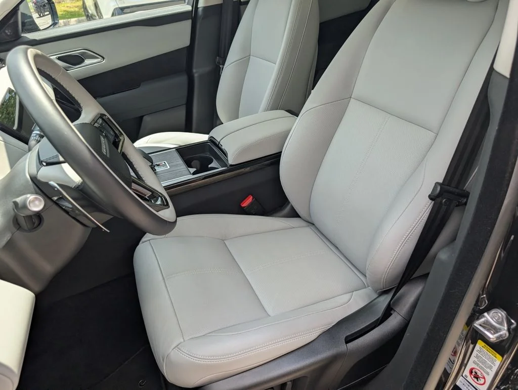 Certified Used 2025 Black Land Rover S image 5