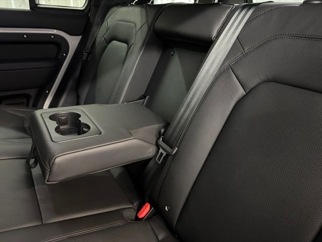 New 2026 Borasco Grey Land Rover X-Dynamic SE image 16