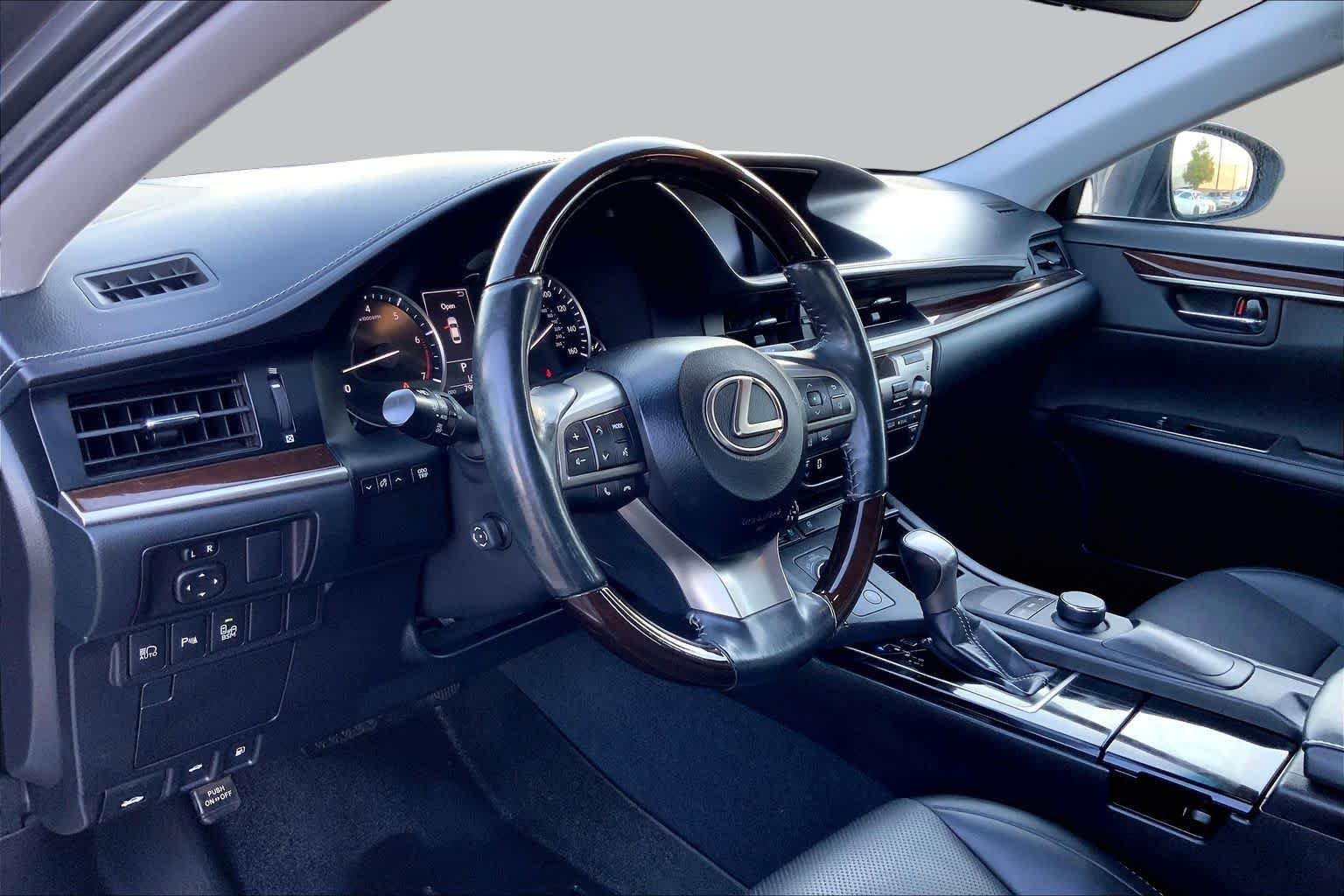 Used 2018 Nebula Gray Pearl Lexus  image 18