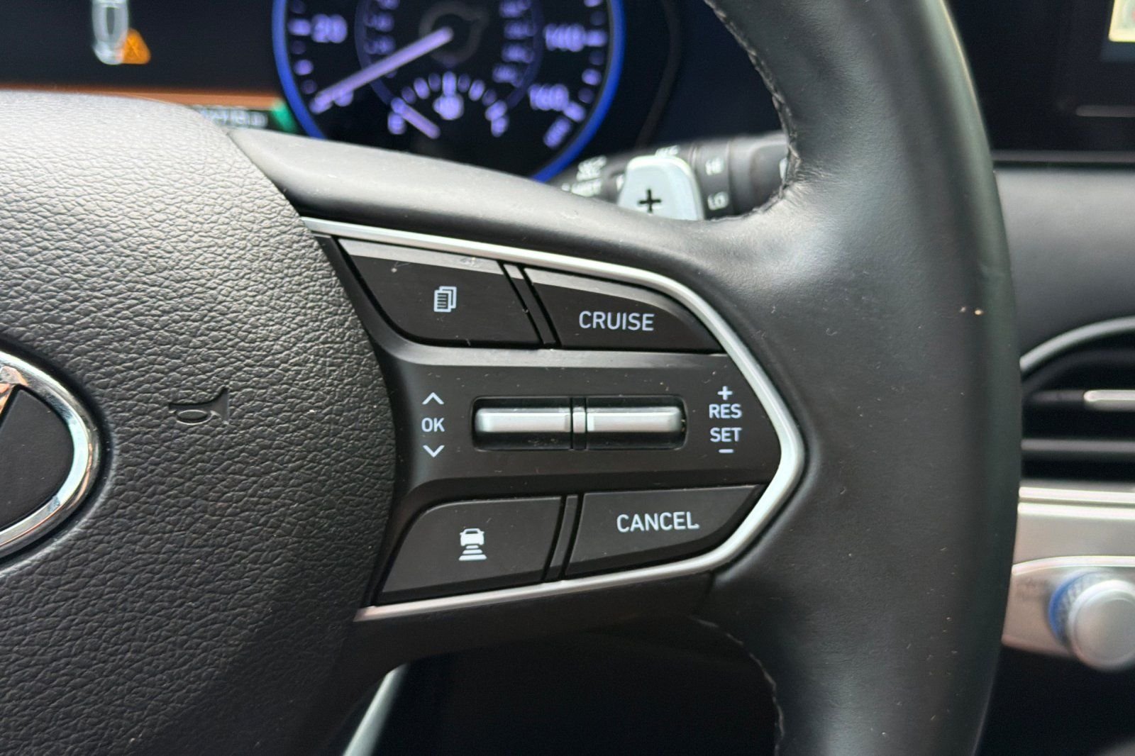 Used 2020 Black Hyundai SEL image 28