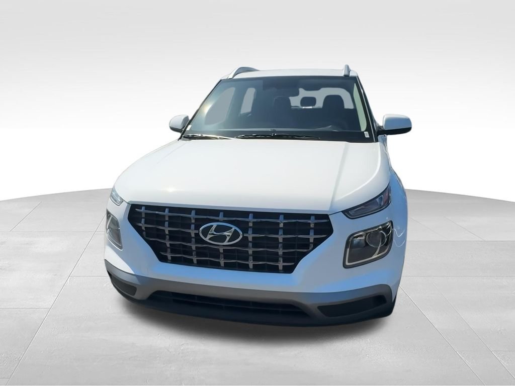 New 2026 White Hyundai SEL image 3