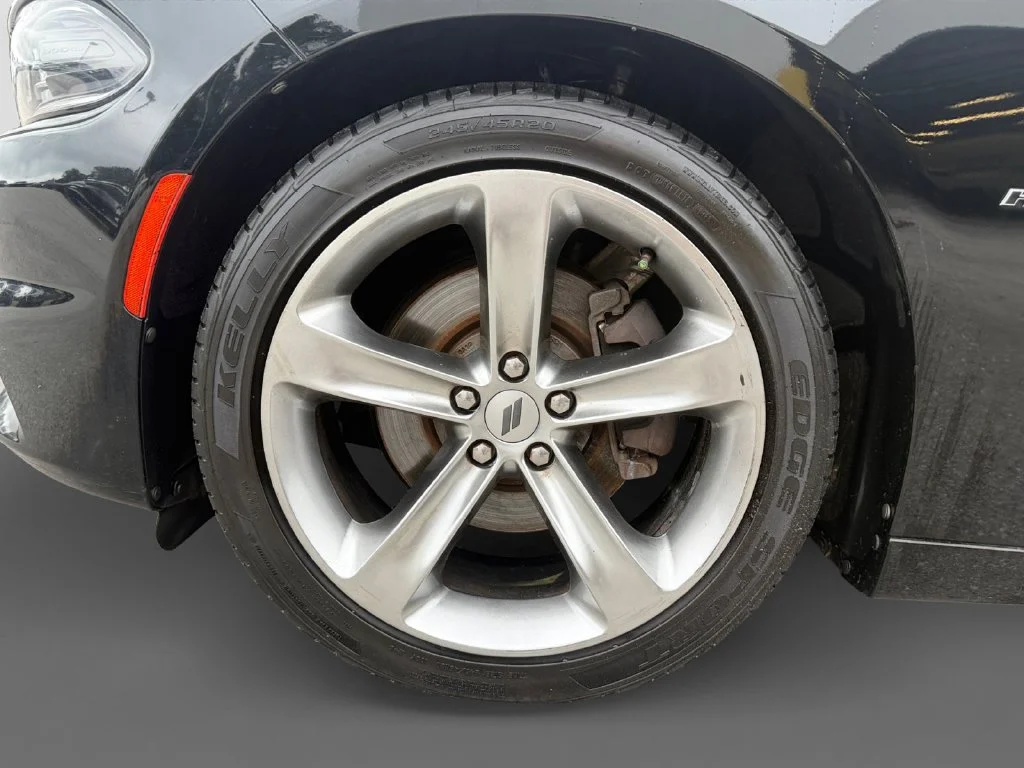 Used 2018 Black Dodge R/T image 16