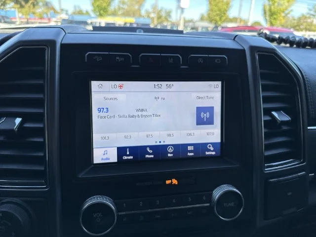 Used 2018 Silver Ford Platinum image 17