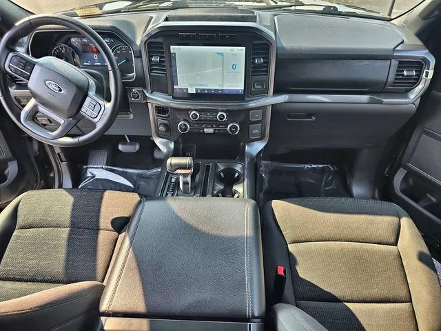 Used 2023 Black Ford XLT image 10