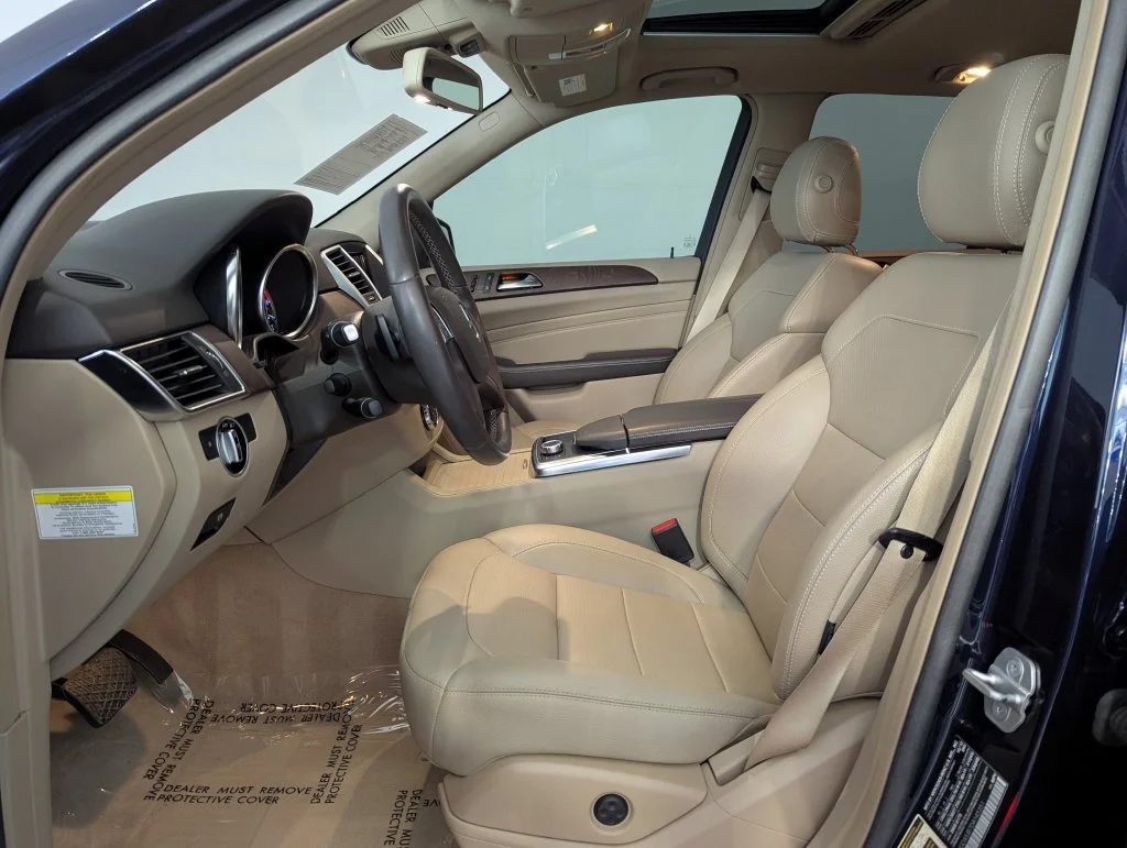 Certified Used 2013 Blue Mercedes-Benz ML 350 image 4
