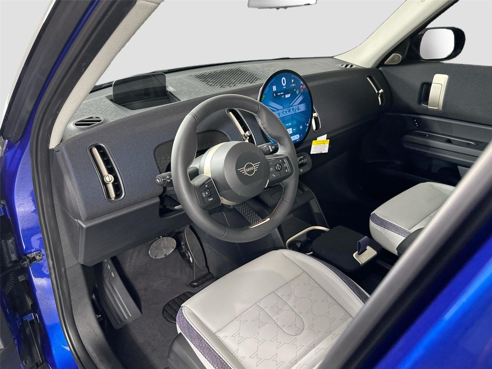 Used 2025 Blazing Blue Metallic MINI S image 9