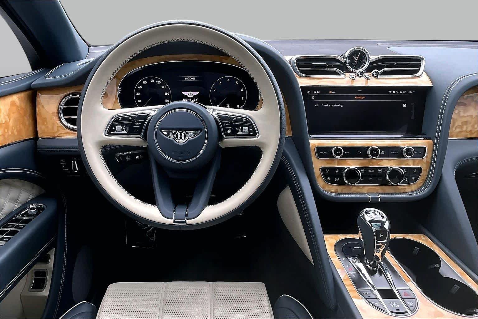 Used 2022 Black Sapphire Metallic Bentley V8 image 6