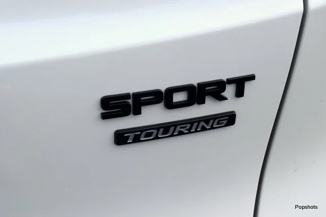 New 2027 Platinum White Pearl Honda Sport Touring Hybrid AWD image 15