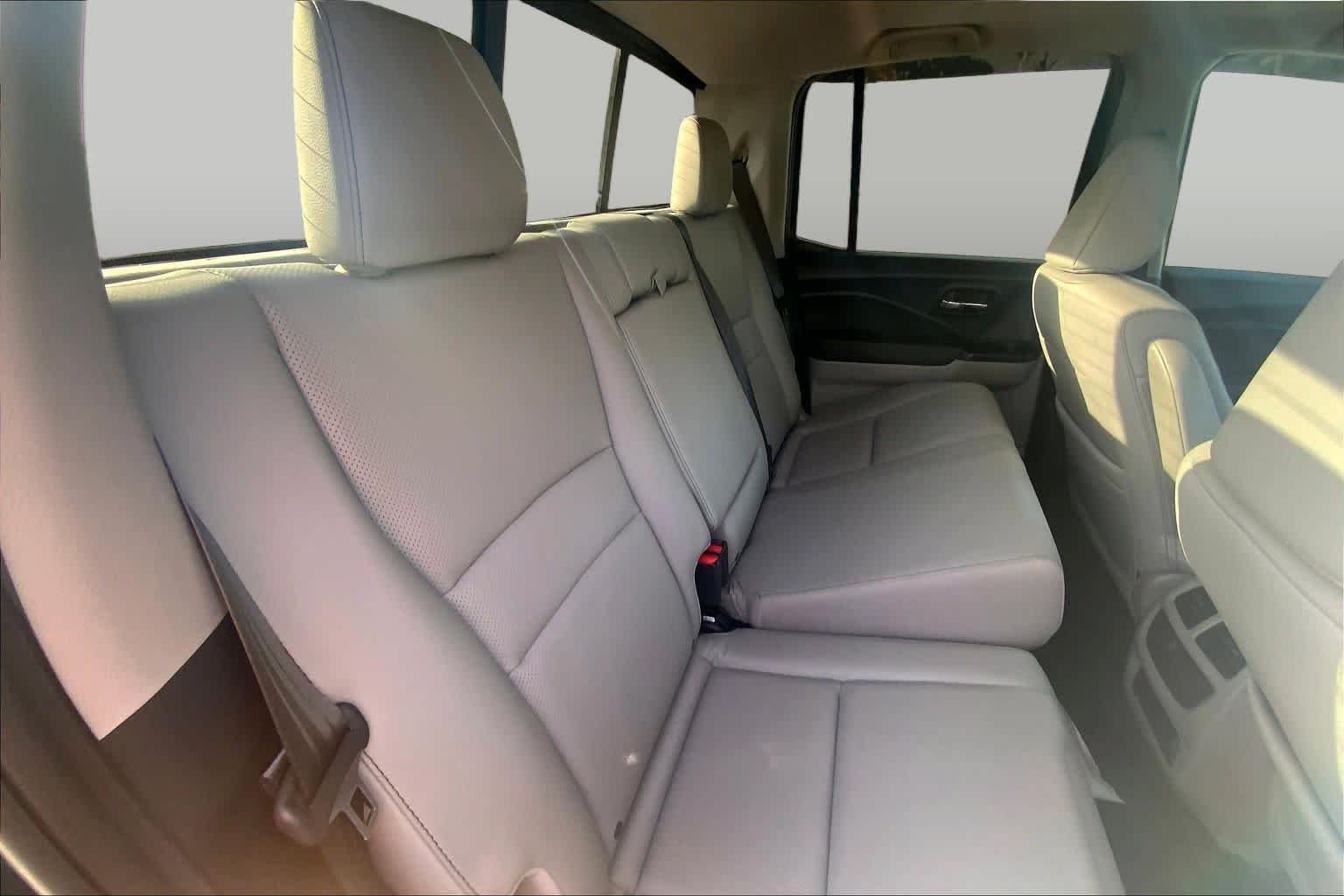 Used 2021 Obsidian Blue Pearl Honda RTL-E image 19