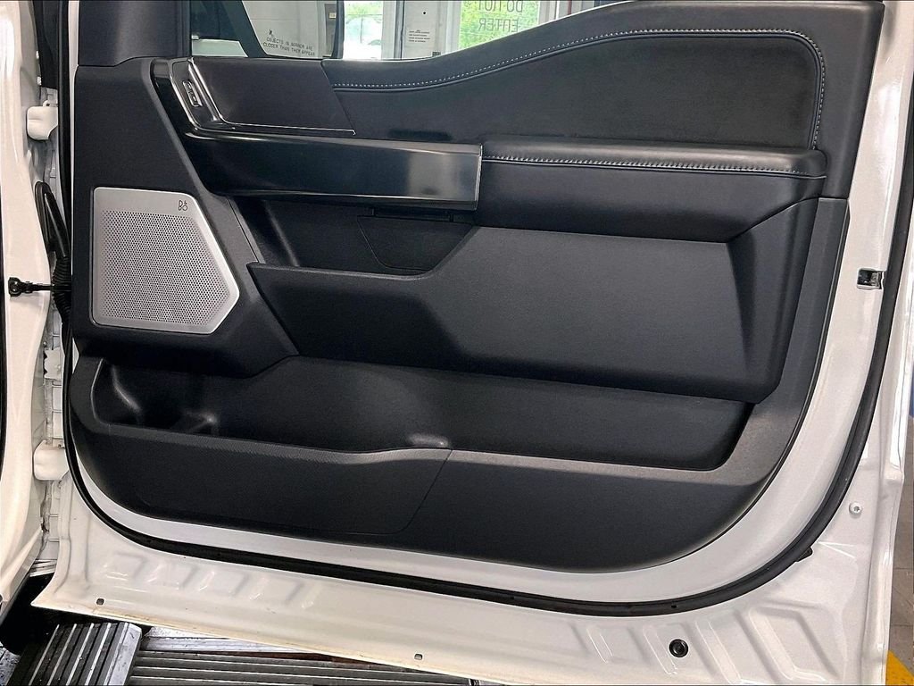 Used 2025 White Ford Platinum image 12