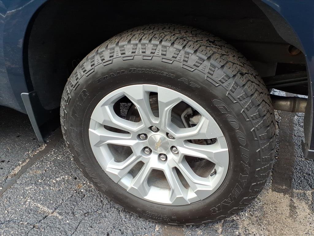 Used 2023 Northsky Blue Metallic Chevrolet LTZ image 10