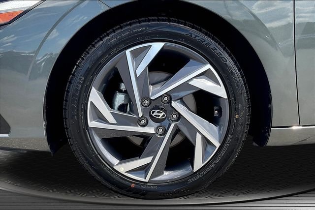 2025 Hyundai Elantra SEL - Photo 36