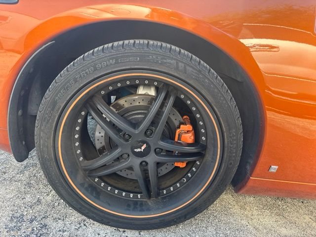 Used 2009 Orange Chevrolet Base image 10