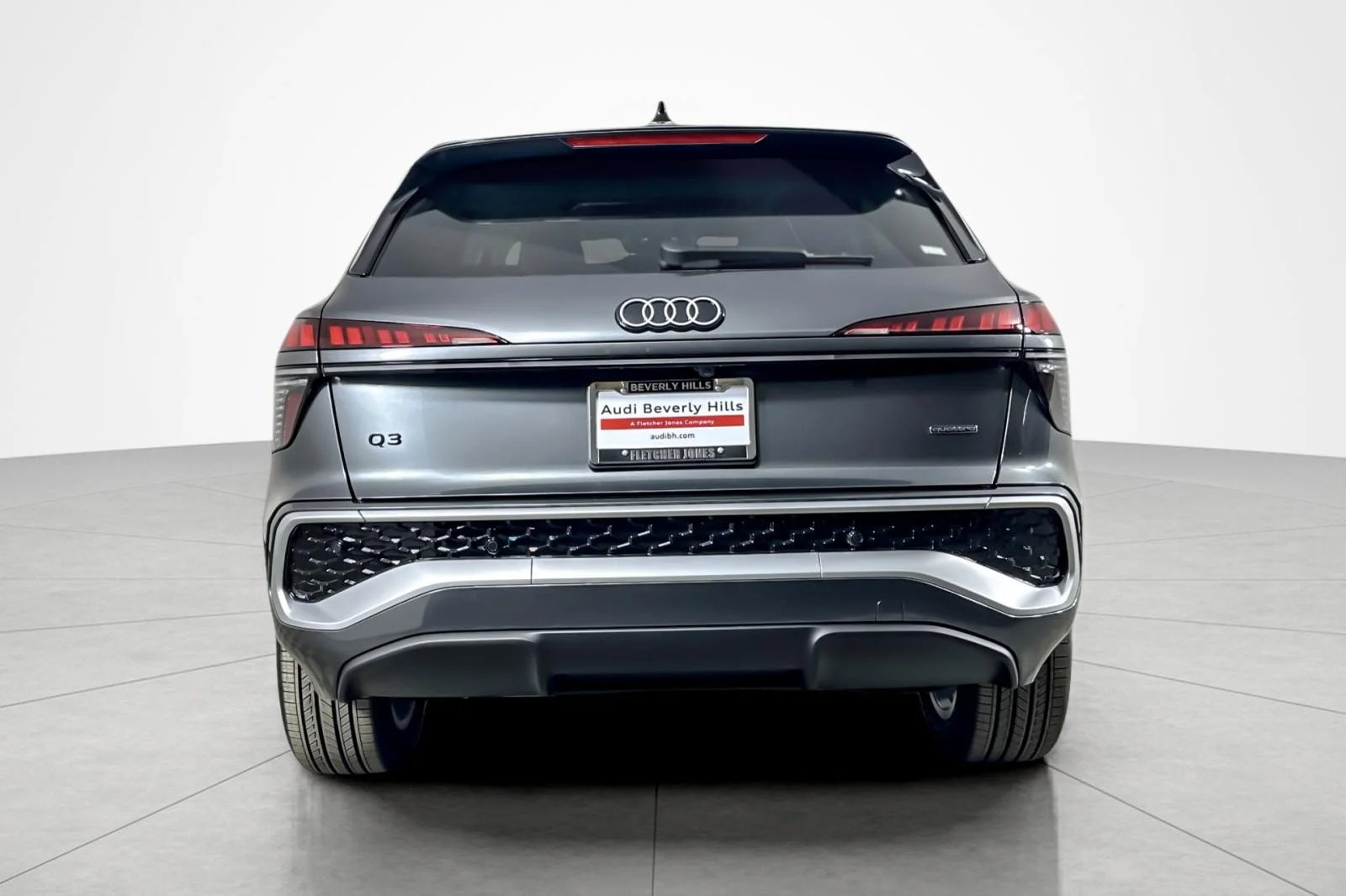 Used 2026 Daytona Gray Pearl Effect Audi S line quattro image 5