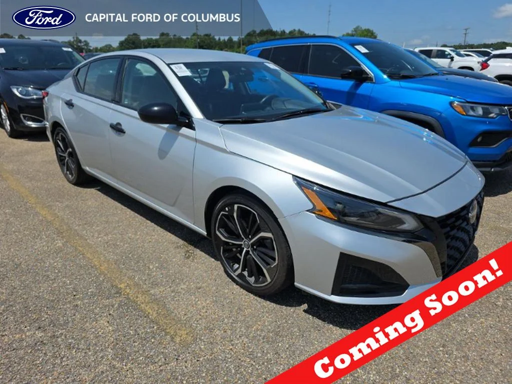 2023 Nissan Altima 2.5 SR's photo