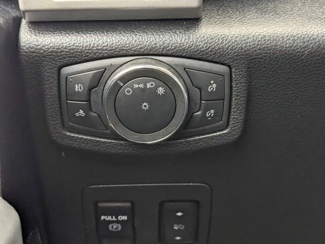 Used 2019 Ingot Silver Ford XL image 25