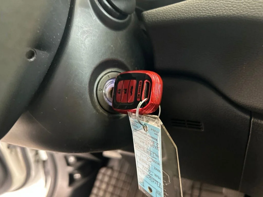 Used 2018 White Honda LX image 42