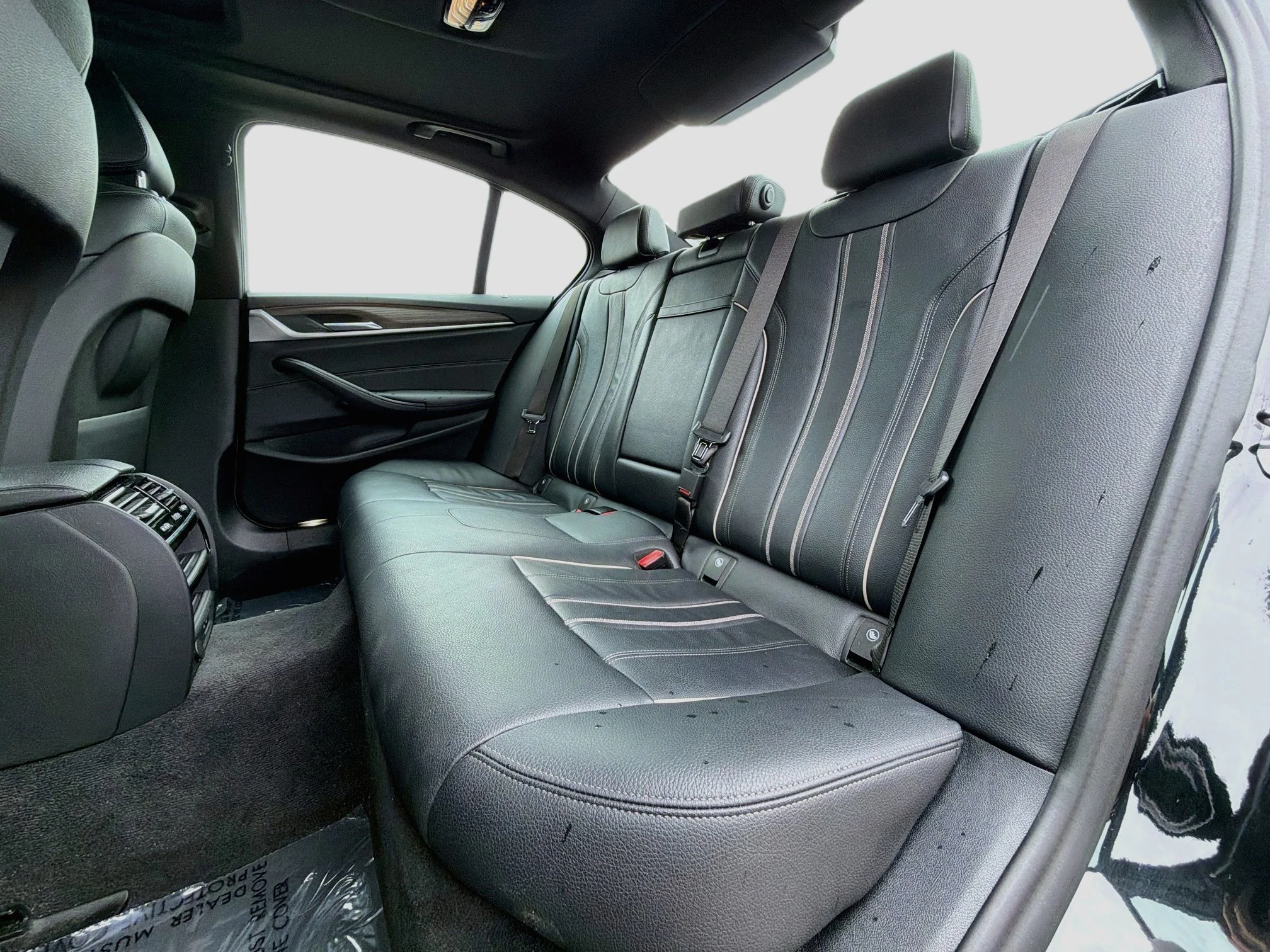 Used 2020 Black Sapphire Metallic BMW 530i image 21