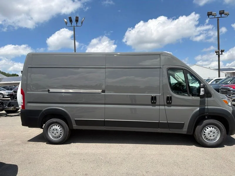 New 2026 Ceramic Gray Clear-Coat Exterior Paint RAM High Roof image 2