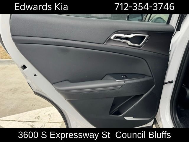 2026 Kia Sportage EX - Photo 13