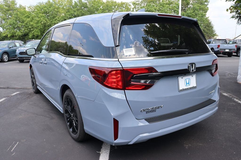 New 2026 Sonic Gray Pearl Honda Sport-L image 3
