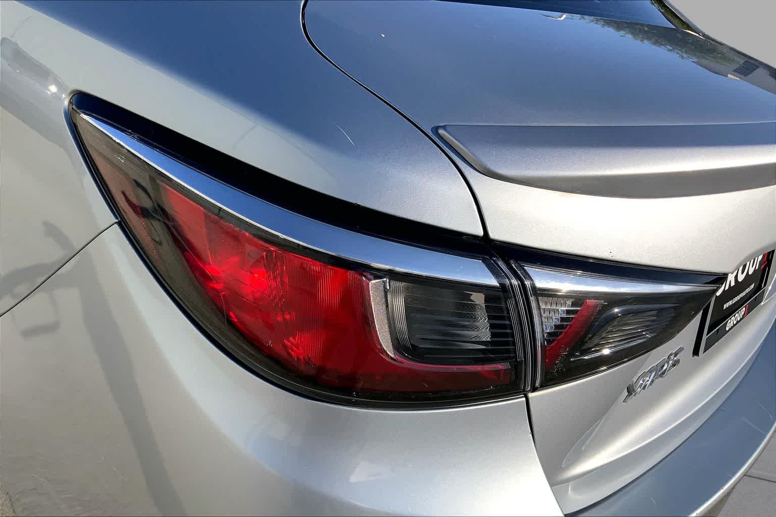 Used 2019 Chromium Toyota LE image 28