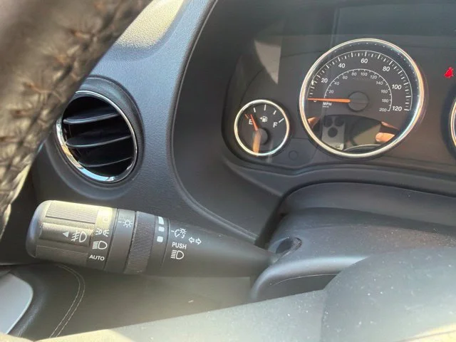 Used 2017 Gray Jeep Latitude image 18