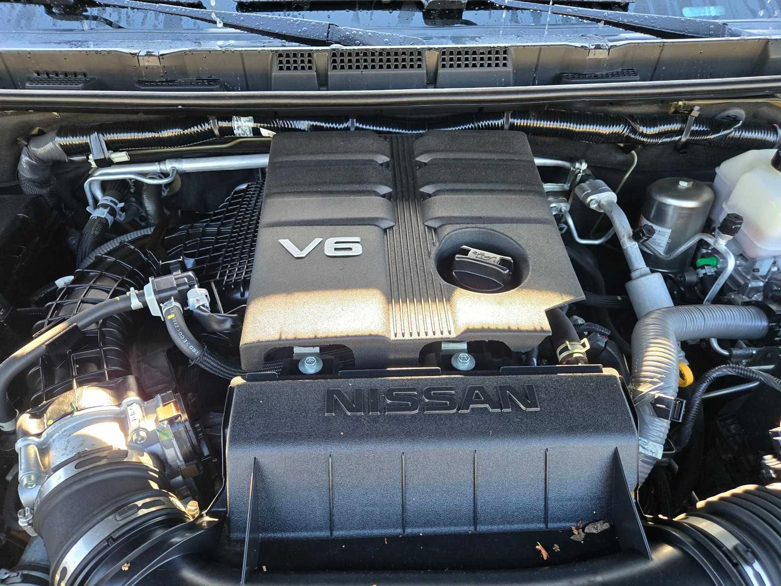 Used 2023  Nissan PRO-4X image 30