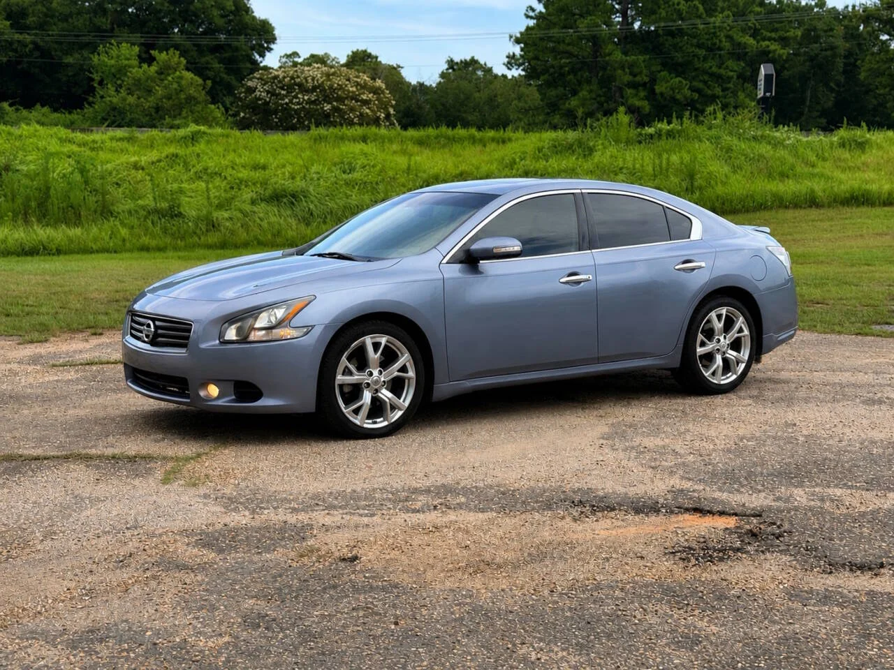 Used 2012 Other Nissan 3.5 SV 4dr Sedan image 1
