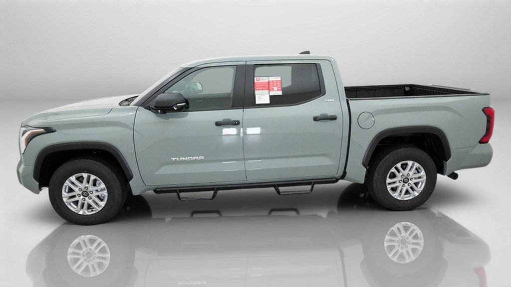 New 2026 Lunar Rock Toyota SR5 image 2