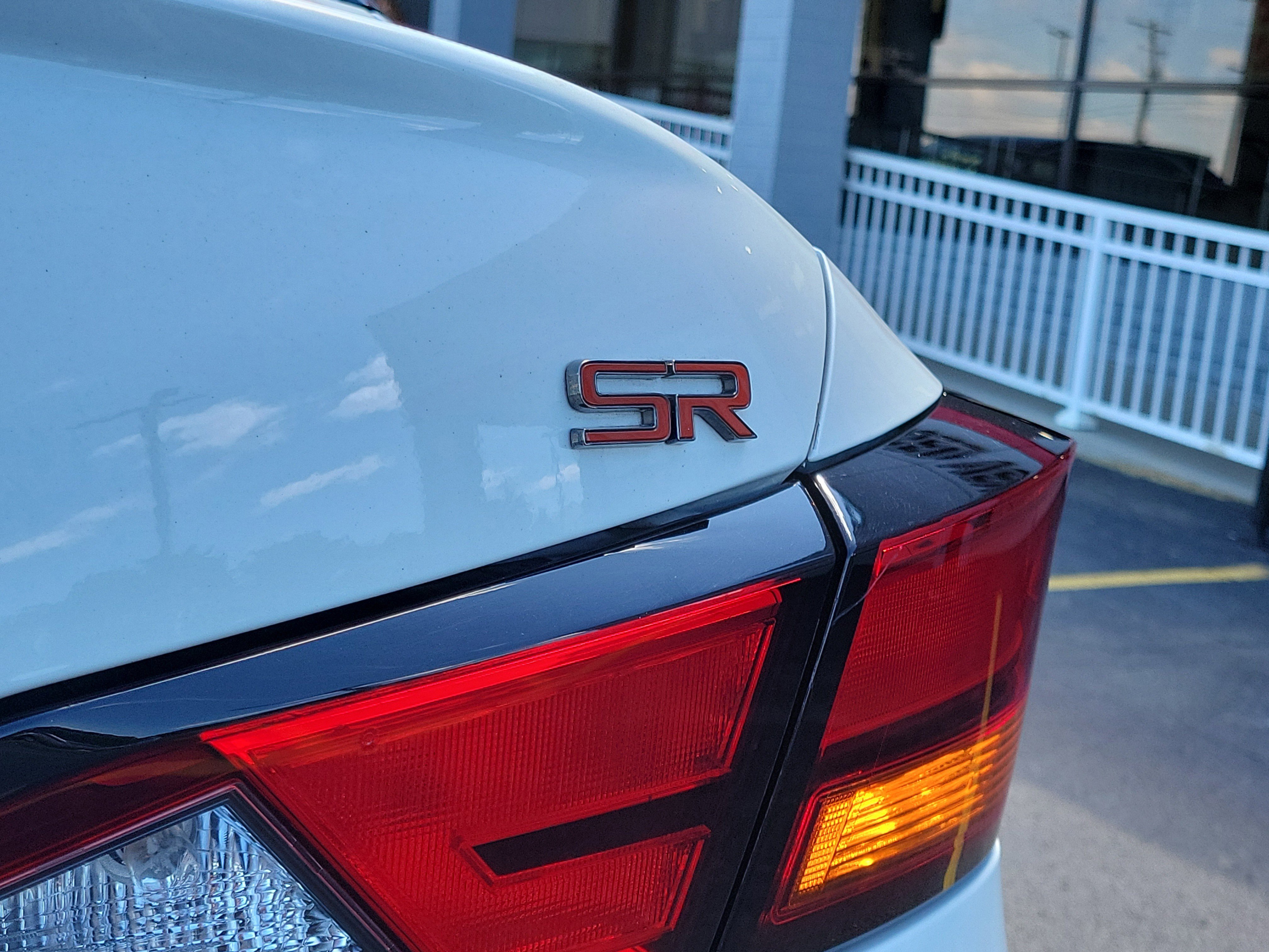 2025 Nissan Altima SR - Photo 7