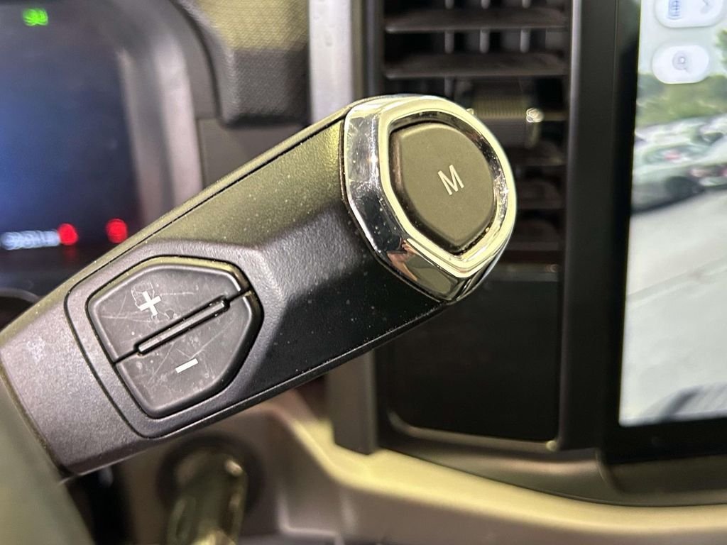 Used 2025 Black Ford XLT image 26