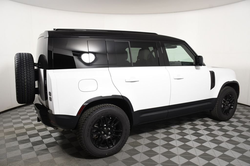 2026 Land Rover Defender S - Photo 7