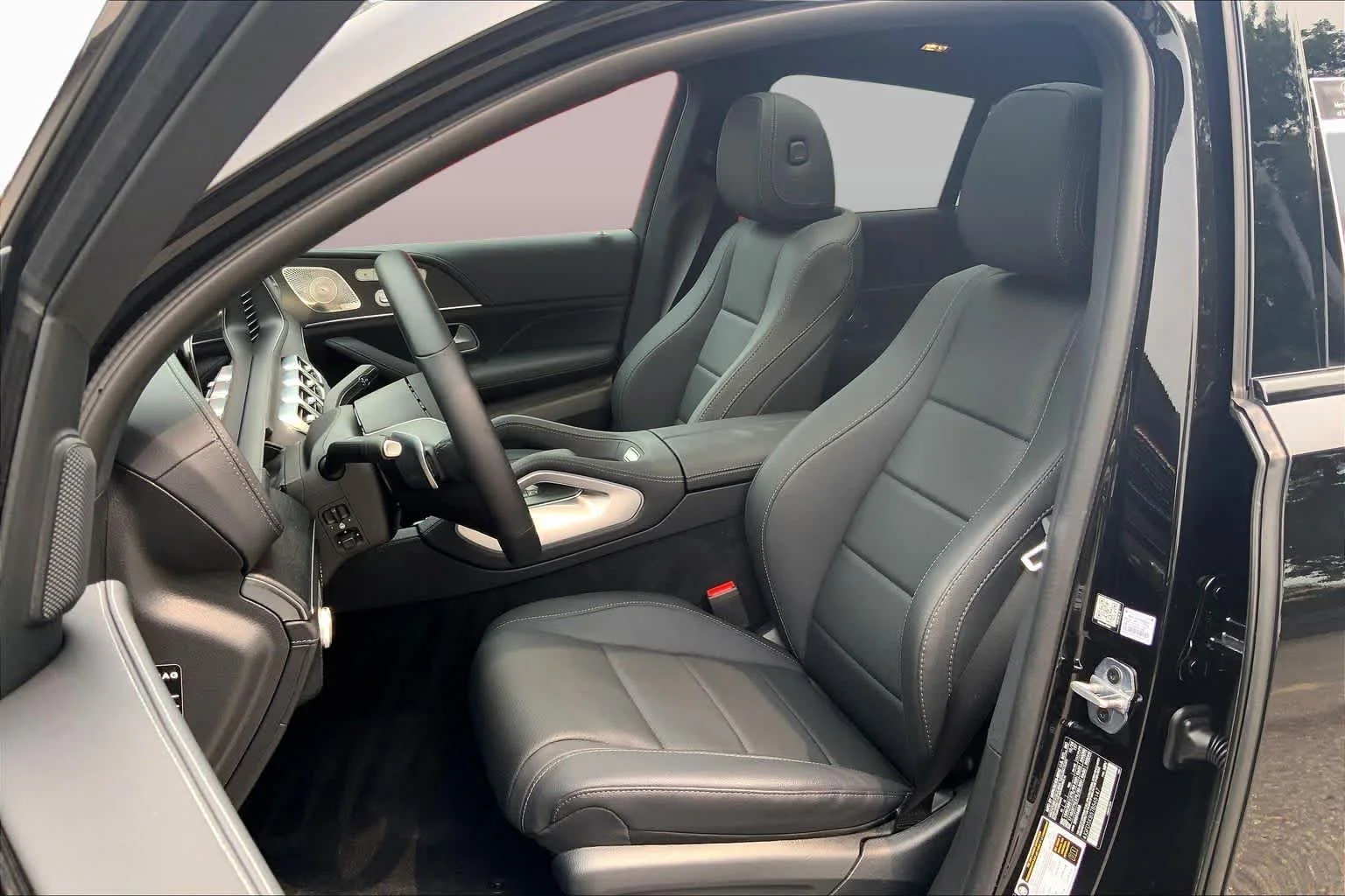Certified Used 2026 Obsidian Black Metallic Mercedes-Benz GLE 450 image 9