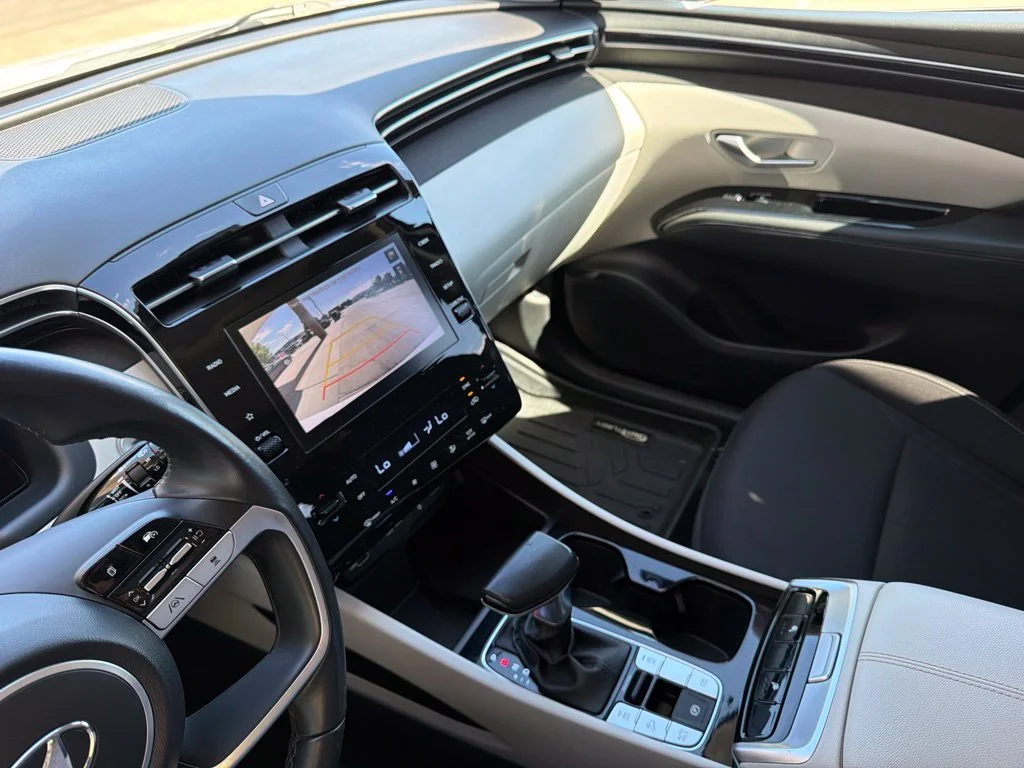 Used 2022 Gray Hyundai SEL image 17