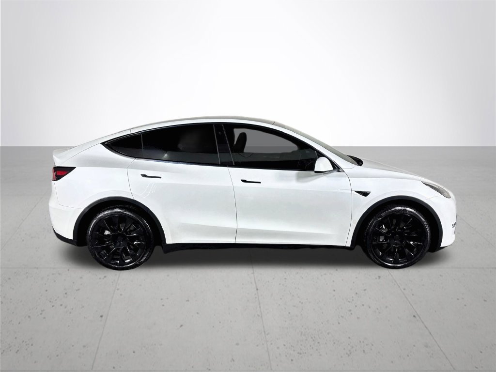 Used 2023 White Tesla Long Range image 5