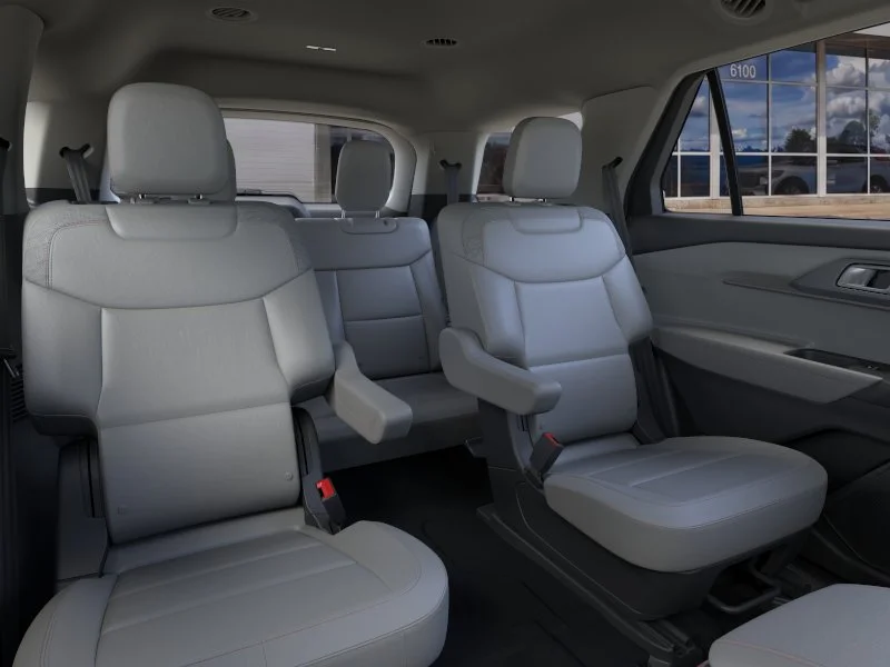 New 2026 Space White Metallic Ford Active image 48