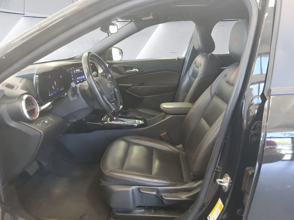 Used 2024 Black Chevrolet 2RS image 7