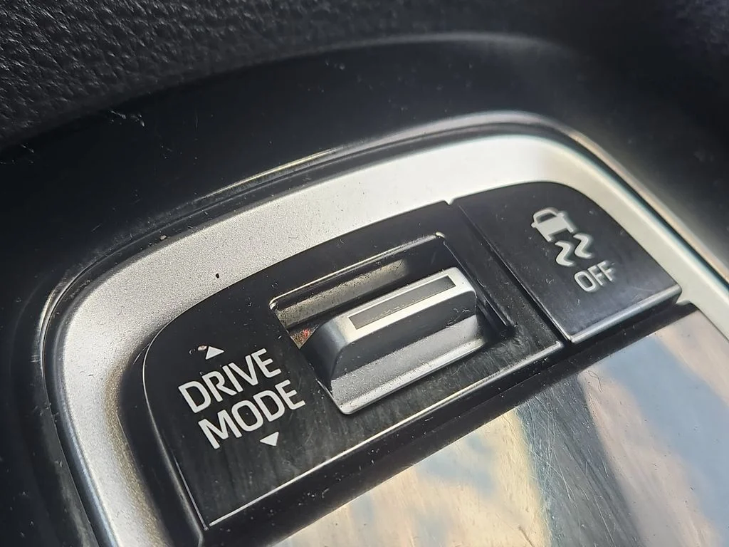 Used 2024 Ice Toyota SE image 49