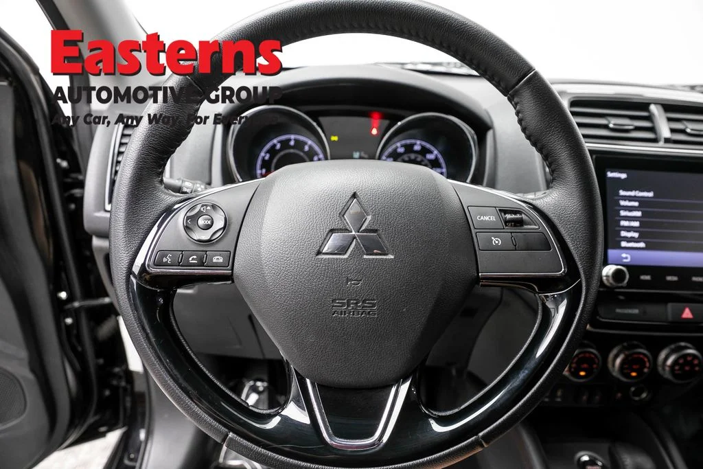 Used 2023 Black Mitsubishi 2.0 SE image 10