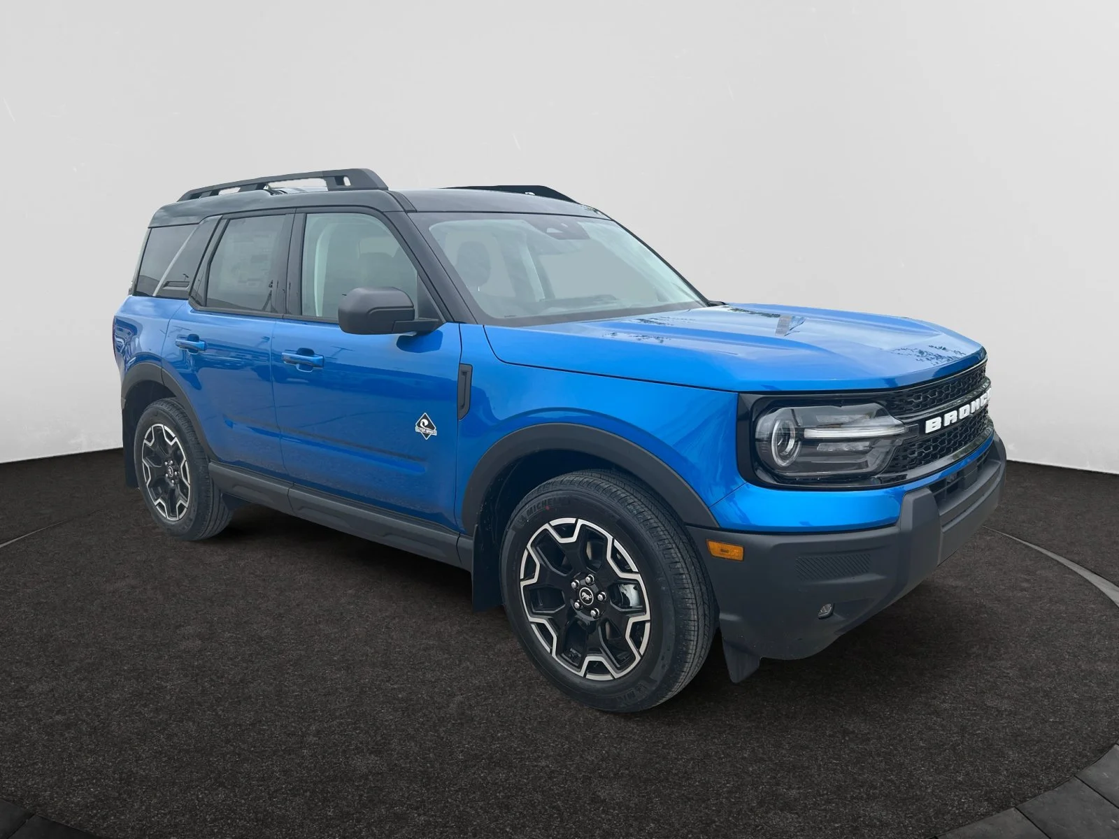 New 2026 Velocity Blue Metallic Ford Outer Banks image 7