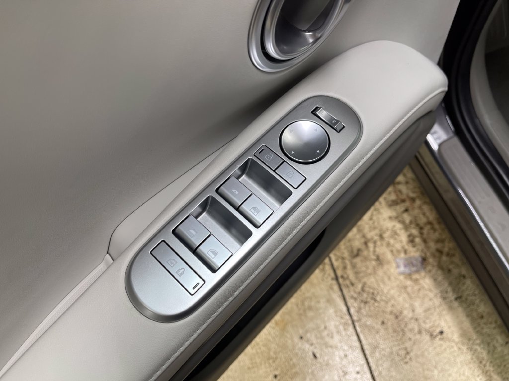 Used 2026 Gray Hyundai SEL image 15