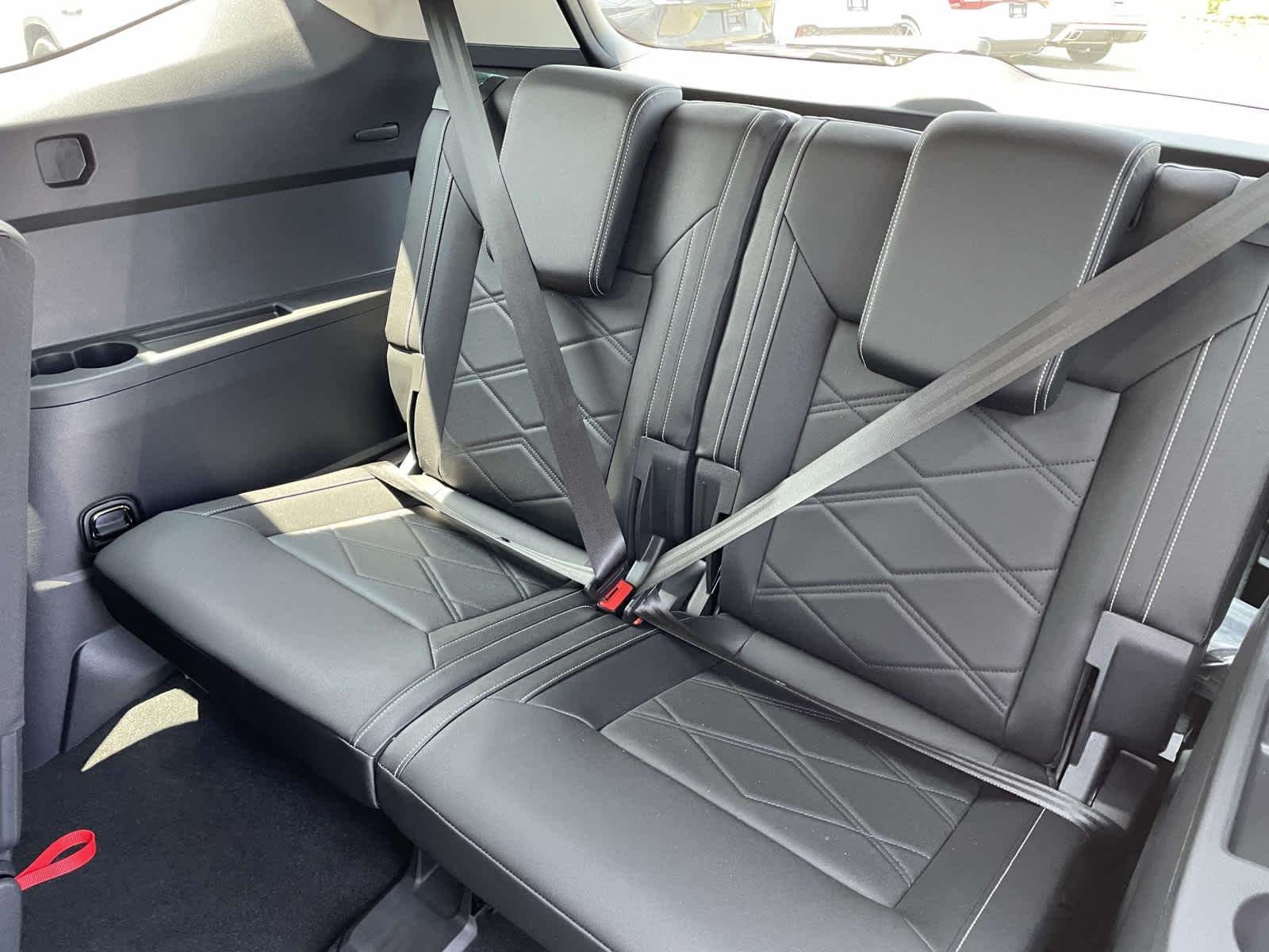 New 2026 Opal White Pearl Volkswagen 2.0T SE image 19