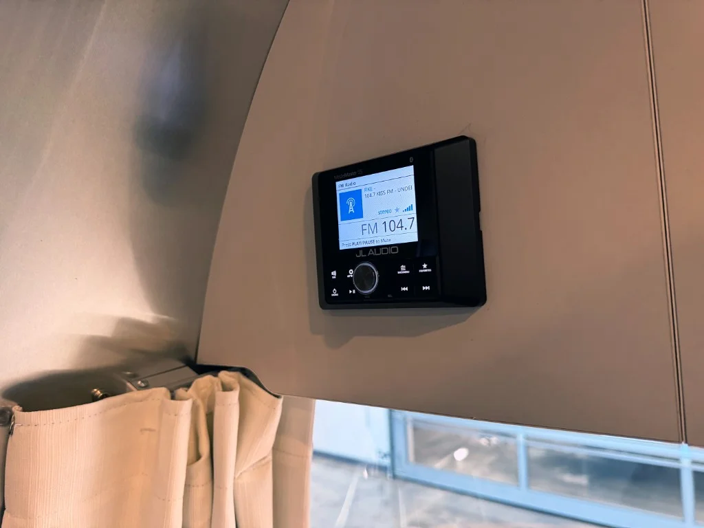 Used 2025 SILVER AIRSTREAM  image 43