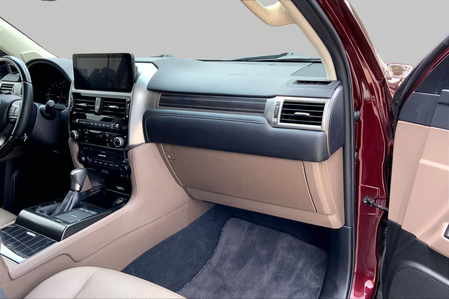 Used 2022 Claret Mica Lexus Luxury image 19