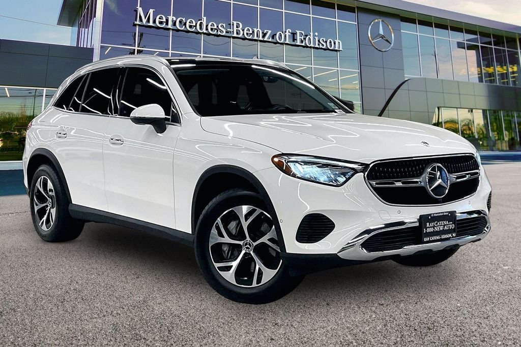 2025 Mercedes-Benz GLC