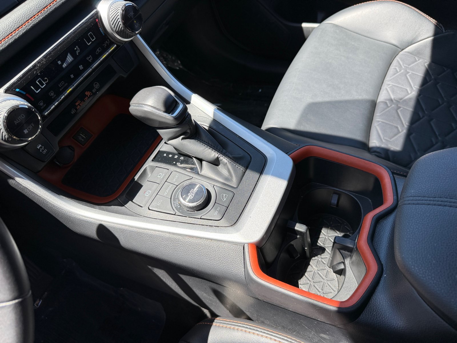 Used 2024 Ice Toyota Adventure image 13
