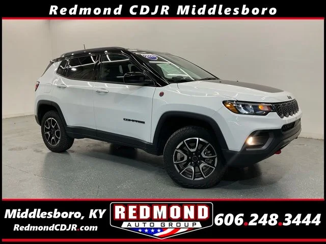 2025 Jeep Compass Trailhawk 4X4's photo