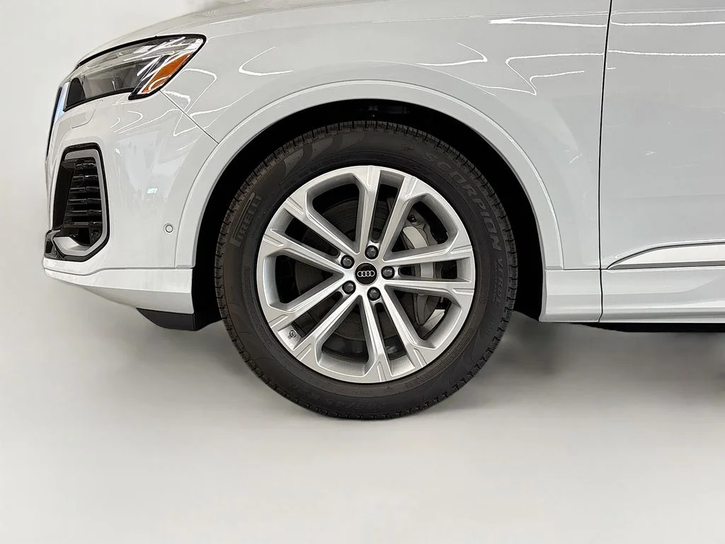 Used 2025 White Audi 55 Premium Plus image 24